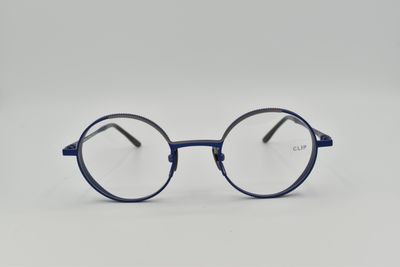 La Petite Lunette Rouge