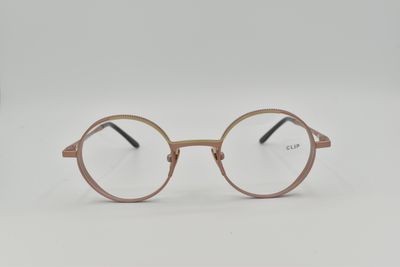 La Petite Lunette Rouge