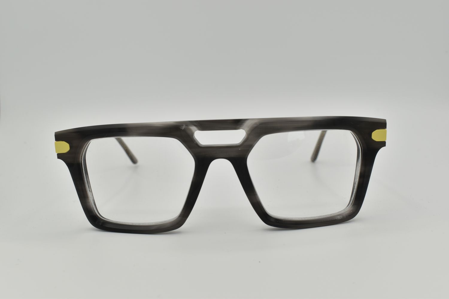 La Petite Lunette Rouge