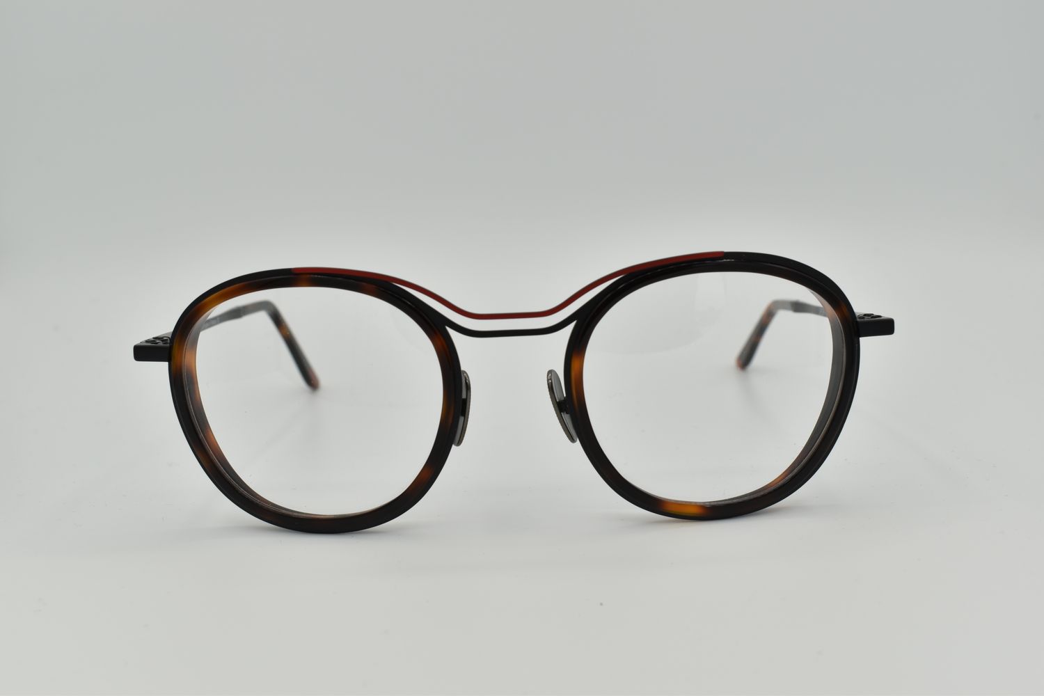 La Petite Lunette Rouge