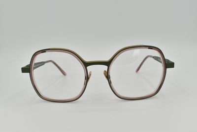 La Petite Lunette Rouge