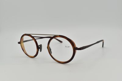 La Petite Lunette Rouge