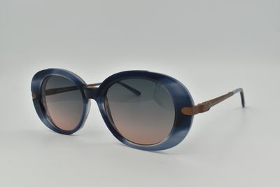 La Petite Lunette Rouge
