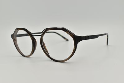 La Petite Lunette Rouge