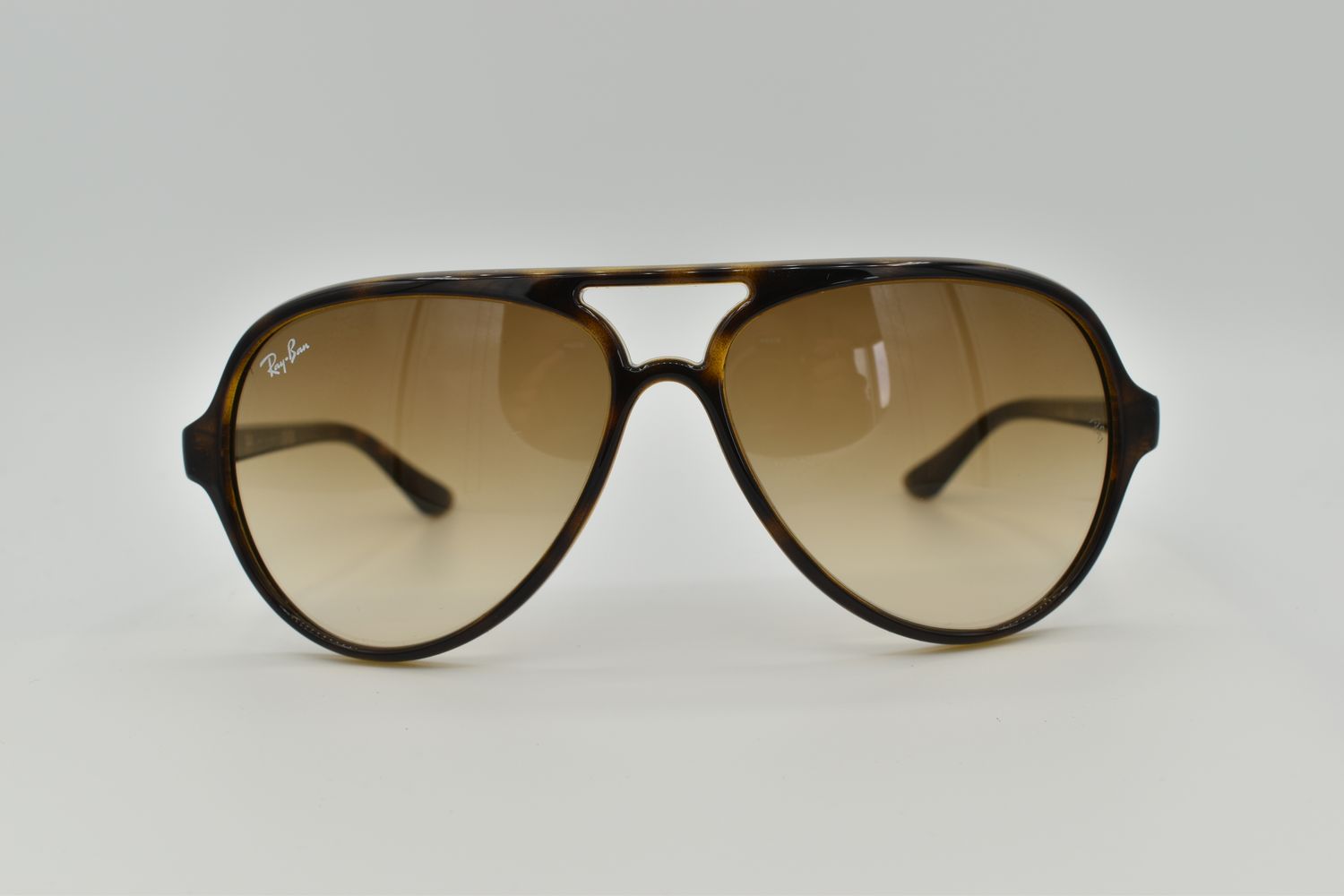 Ray Ban