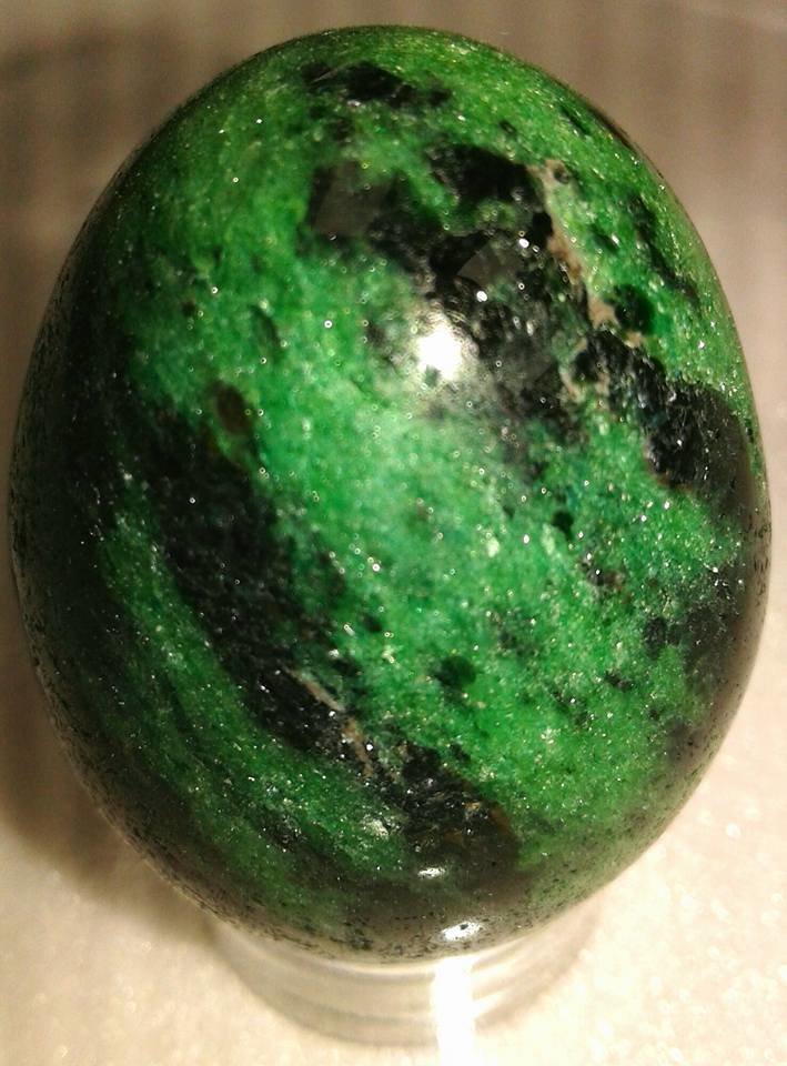 ​ Fuchsite Ruby Egg (Medium) 1.inch