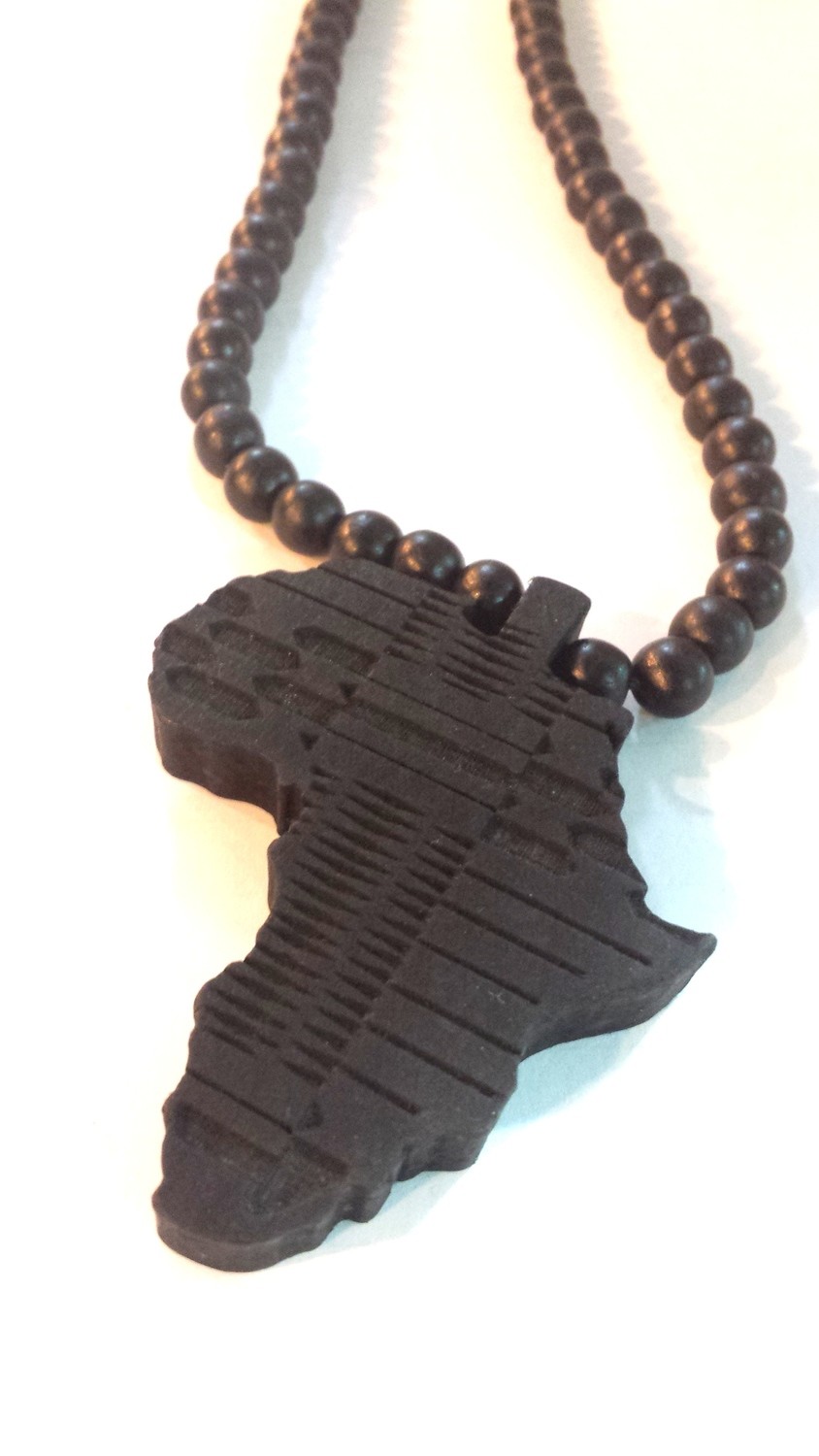 Afrika Map Wooden Necklace
