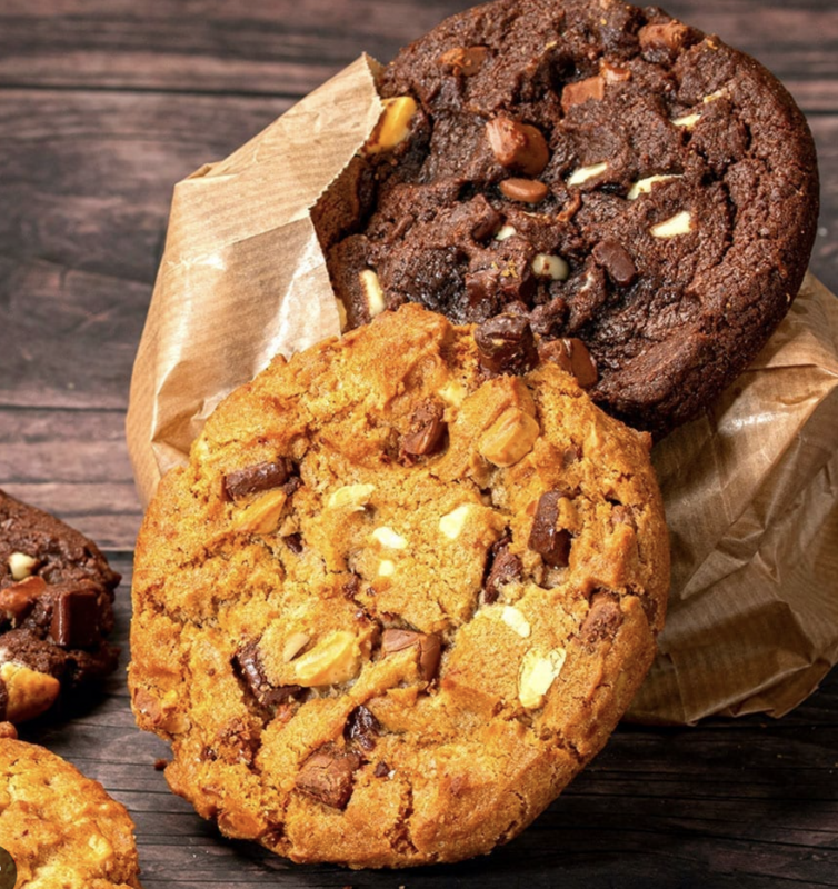 BIG COOKIES AU CHOCOLAT AU LAIT ET MUESLI