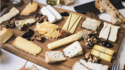 Plateau dégustation de fromages de différentes régions