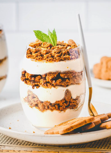 Tiramisu au speculoos et copeaux de caramel