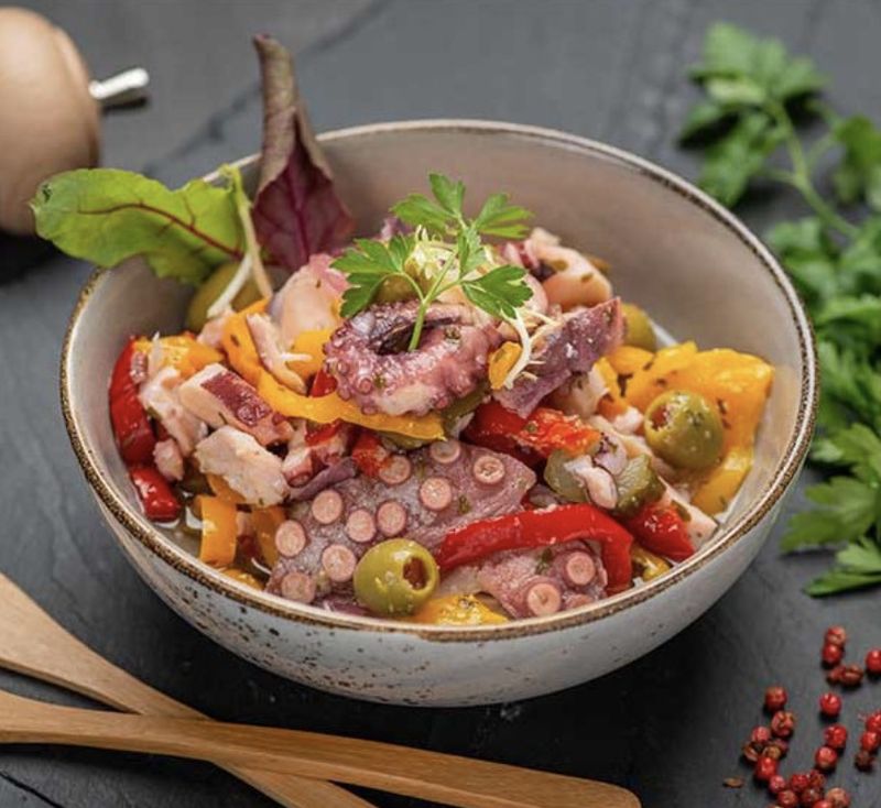 Salade de Poulpe grillé, pomme de terre, crème fraiche &amp; ciboulette