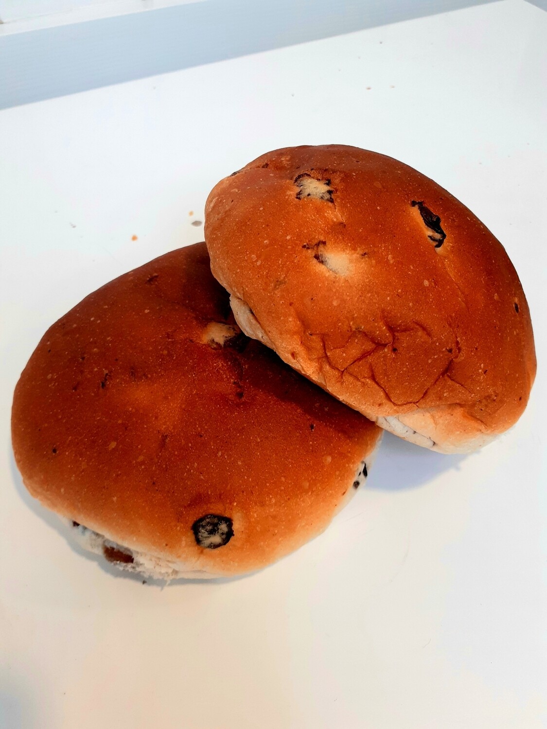 Currant teacakes