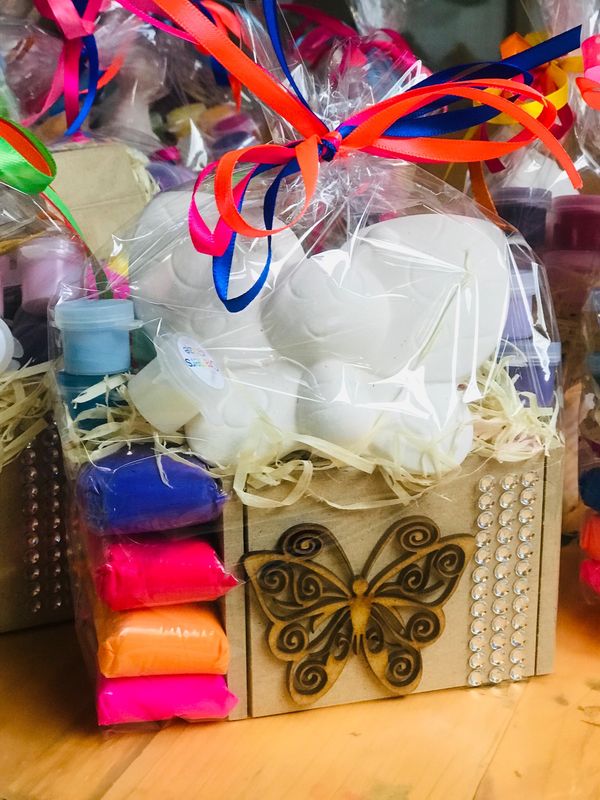 Butterfly Ceramic Box &amp; Clay Kit