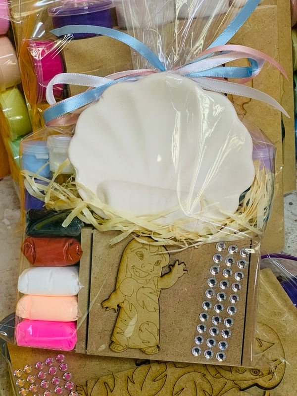 Lilo Ceramic Clay Box Kit