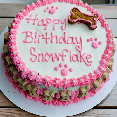 Woof gang bakery cakes sales