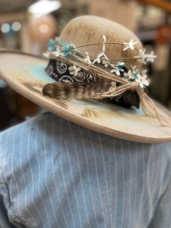 WildKard Miss Prarie Hat