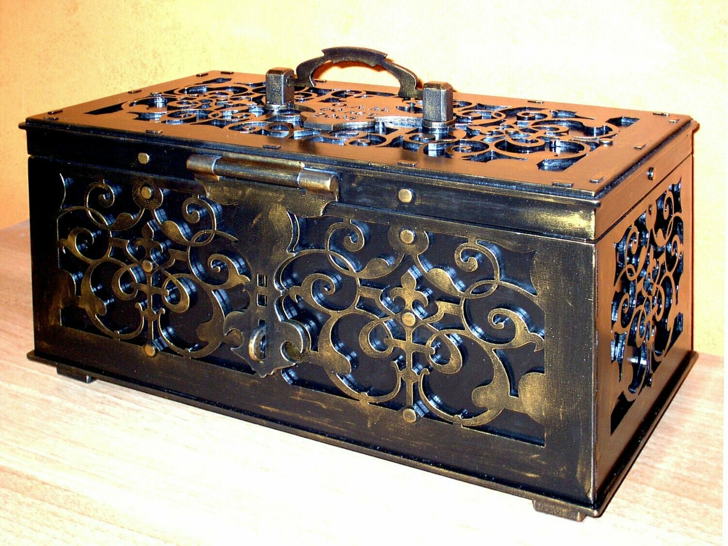 Wunderschöne Retro Box "Vintage" Maße 482x262x181mm