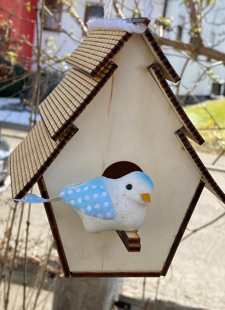 Vogelhäuschen "Birdy smal",  Maße 100x66x105mm