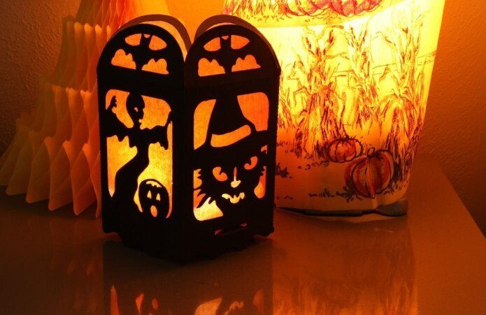 Halloween Lampe, Maße 110x90x165mm