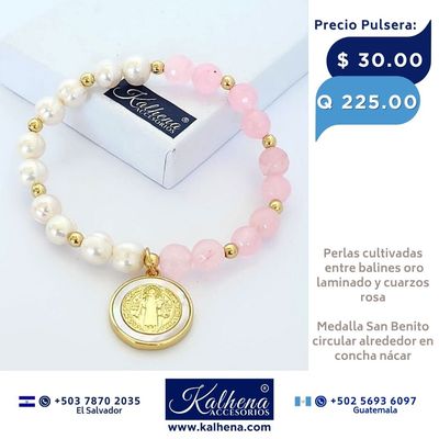 Pulsera perlas cultivadas y cuarzos rosa con Medalla Religiosa San Benito Pulsera perlas cultivadas y cuarzos rosa con Medalla Religiosa San Benito