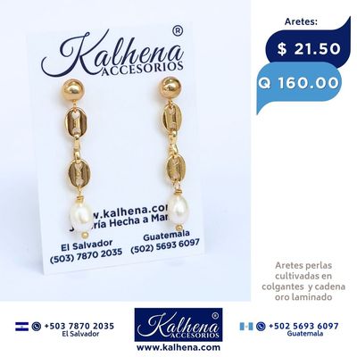 Aretes perlas cultivadas colgantes en cadena oro laminado