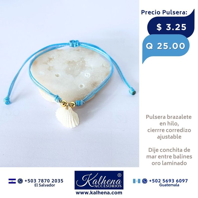 Pulsera brazalete en hilo con dije conchita marina