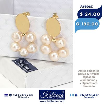 Aretes perlas cultivadas tejidas tono peach colgantes oro laminado
