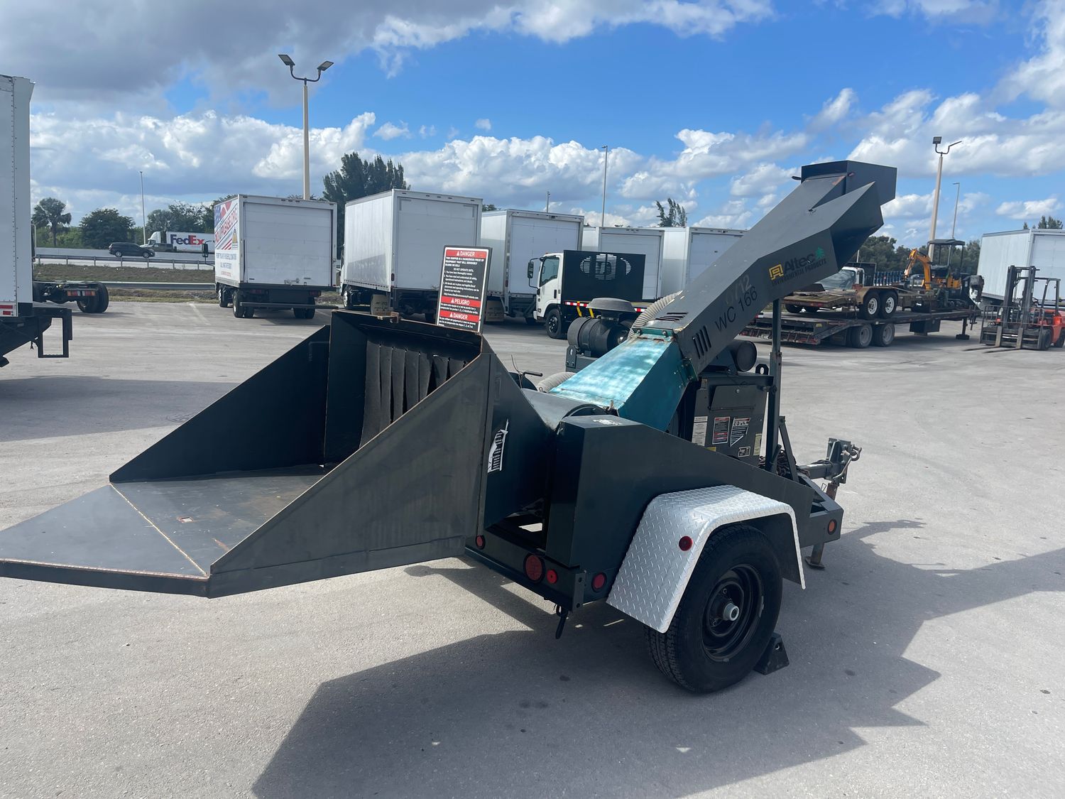 2007 ALTEC WC166 CHIPPER 2007 ALTEC WC166 CHIPPER