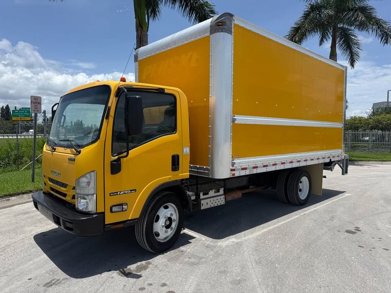 2021 ISUZU NPR W/16'FT BOX AND TUCK AWAY LIFT GATE