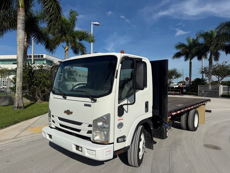 2020 ISUZU NQR W/16'FT FLATBED