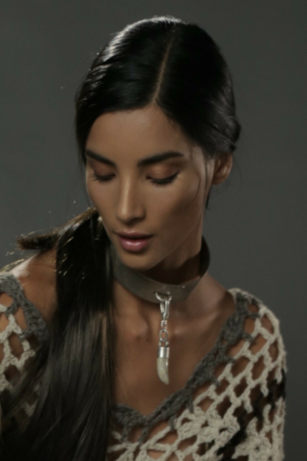 CORZO CHOKER