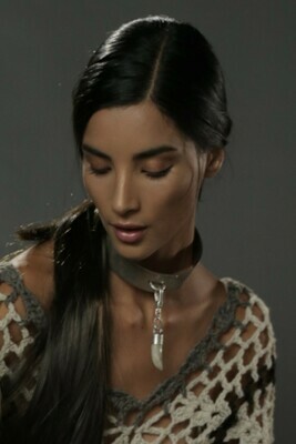 CORZO CHOKER