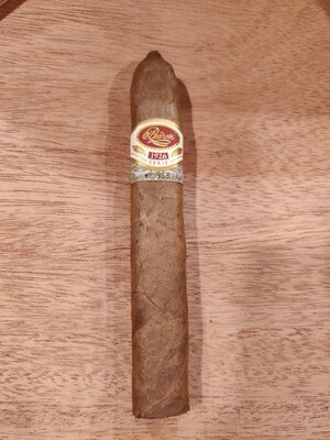 Padron No.2 Natural 1926 Cigar D15