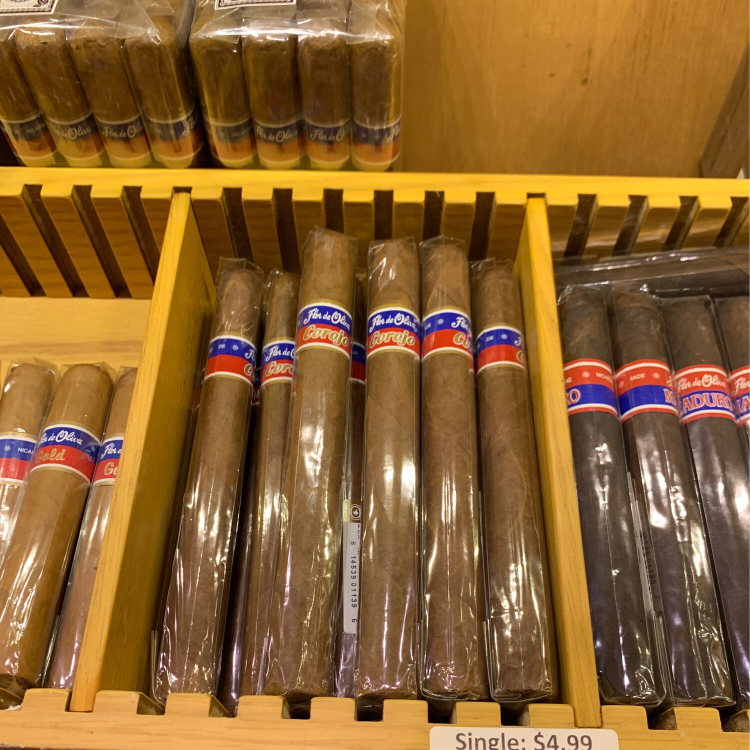 Flor de Oliva Corojo 7x50