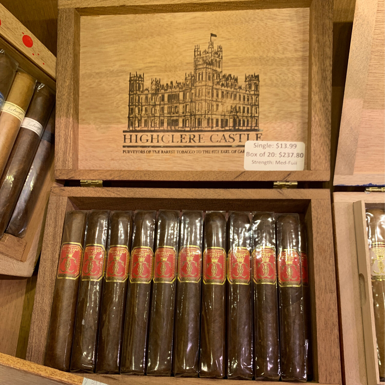 Highclere Castle Mad Robusto 5x50