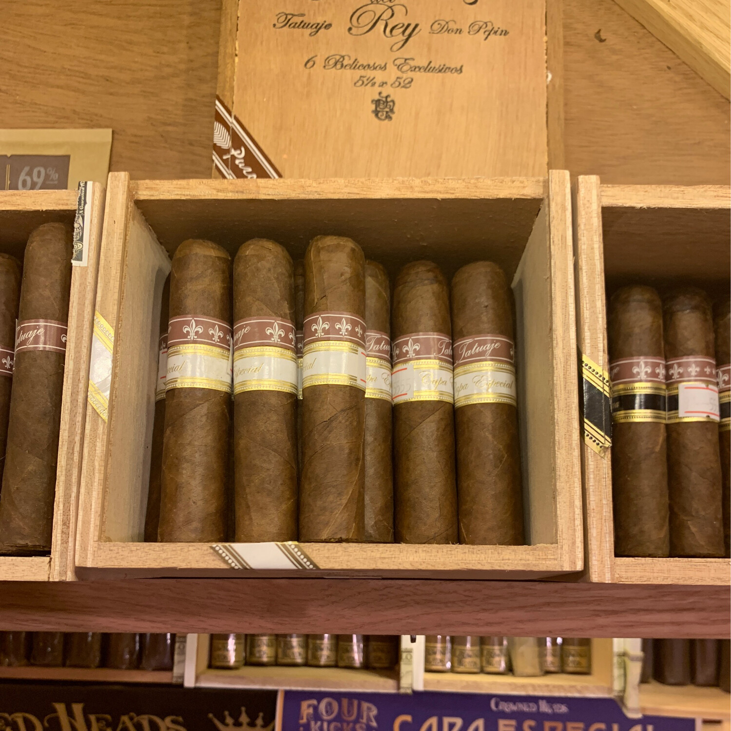 Tatuaje Cohetes Sumatra 4x50