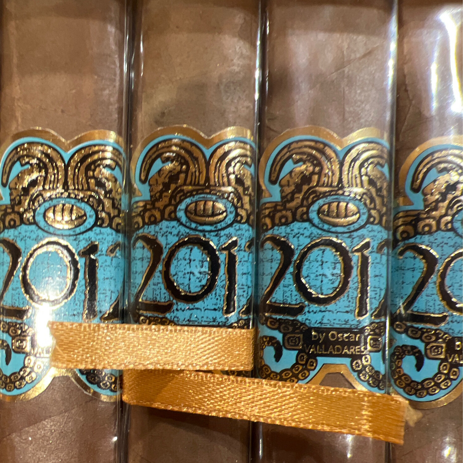 Oscar - 2012 Sumatra Short Robusto Blue