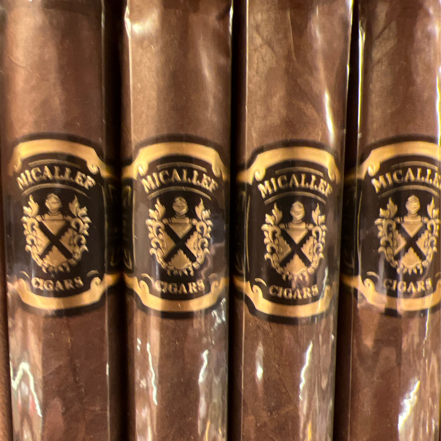Micallef Black Toro 6x52