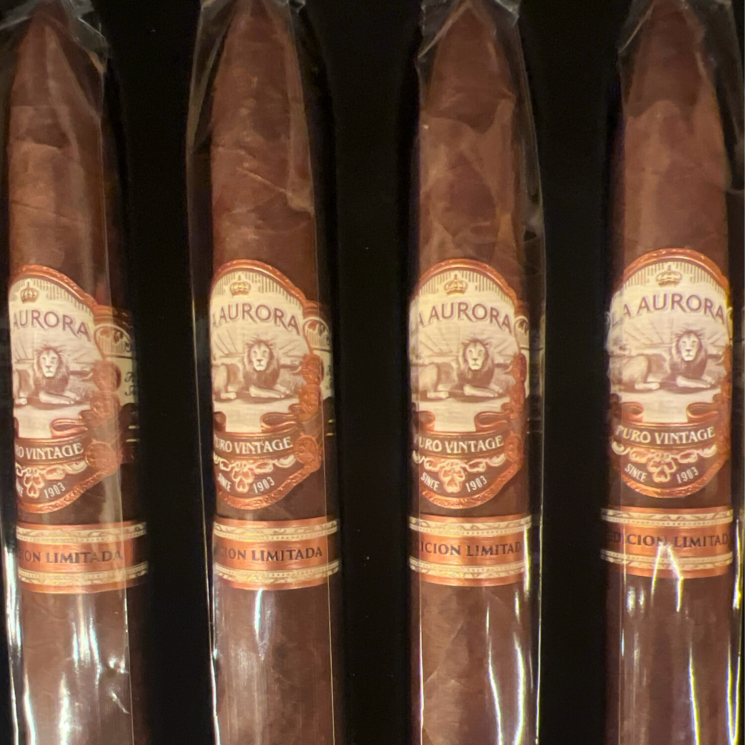 La Aurora Puro Vintage 2009 Salomones