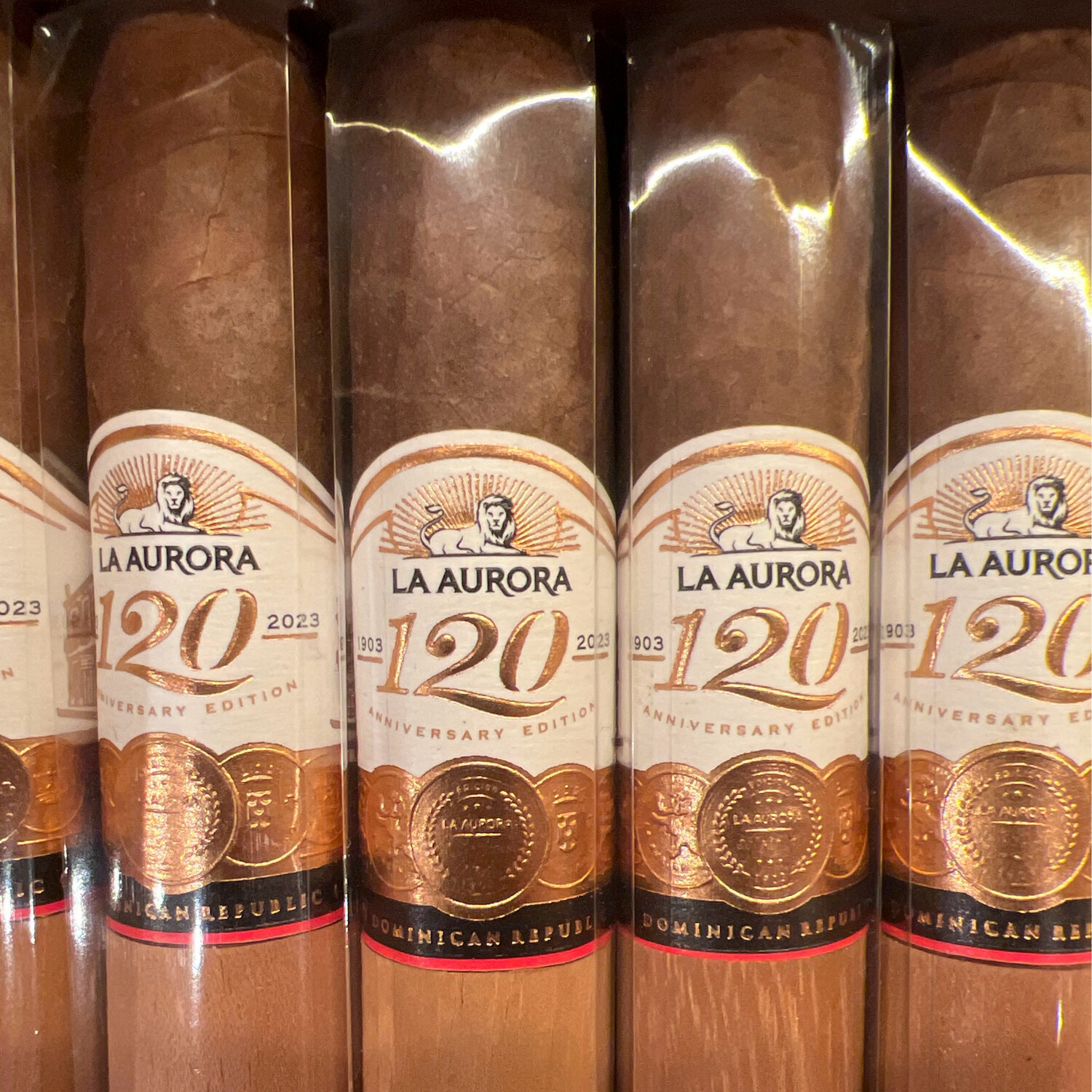 La Aurora 120 Anniversary LE Robusto
