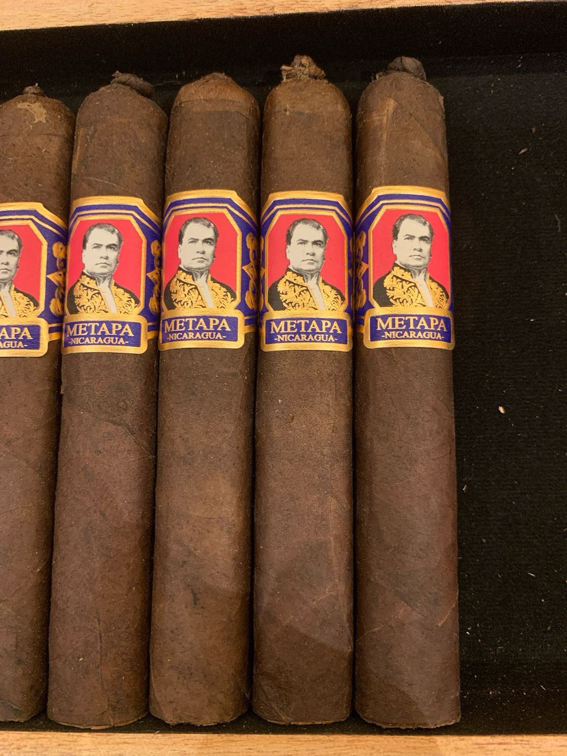 Foundation Metapa Maduro Robusto 5x50