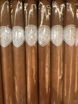 Adventura Queen&#39;s Pearls Corona