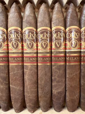 Oliva Serie V Melanio  Figurado