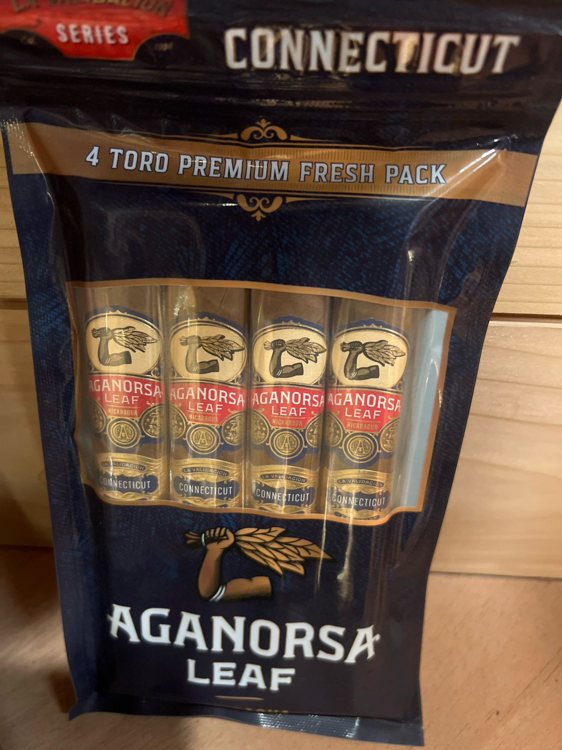 Aganorsa Validacion Connecticut Toro 4Pk Sampler