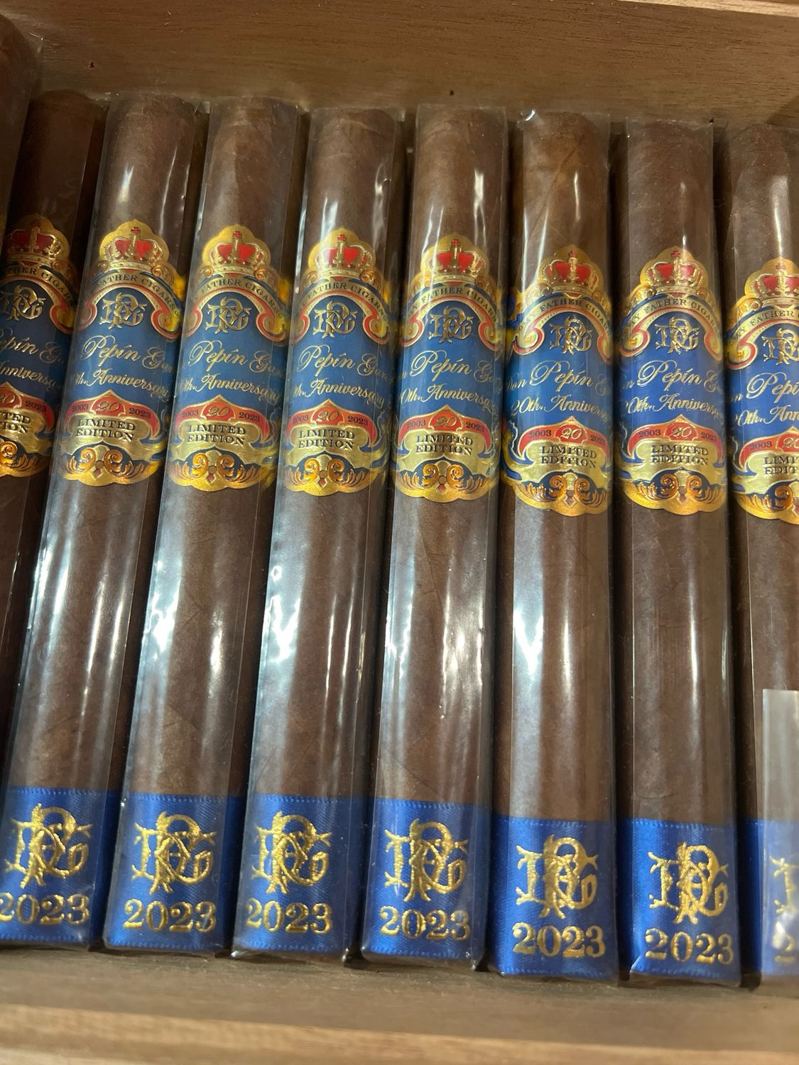 MF Don Pepin Garcia 20th Anniversary LE Toro
