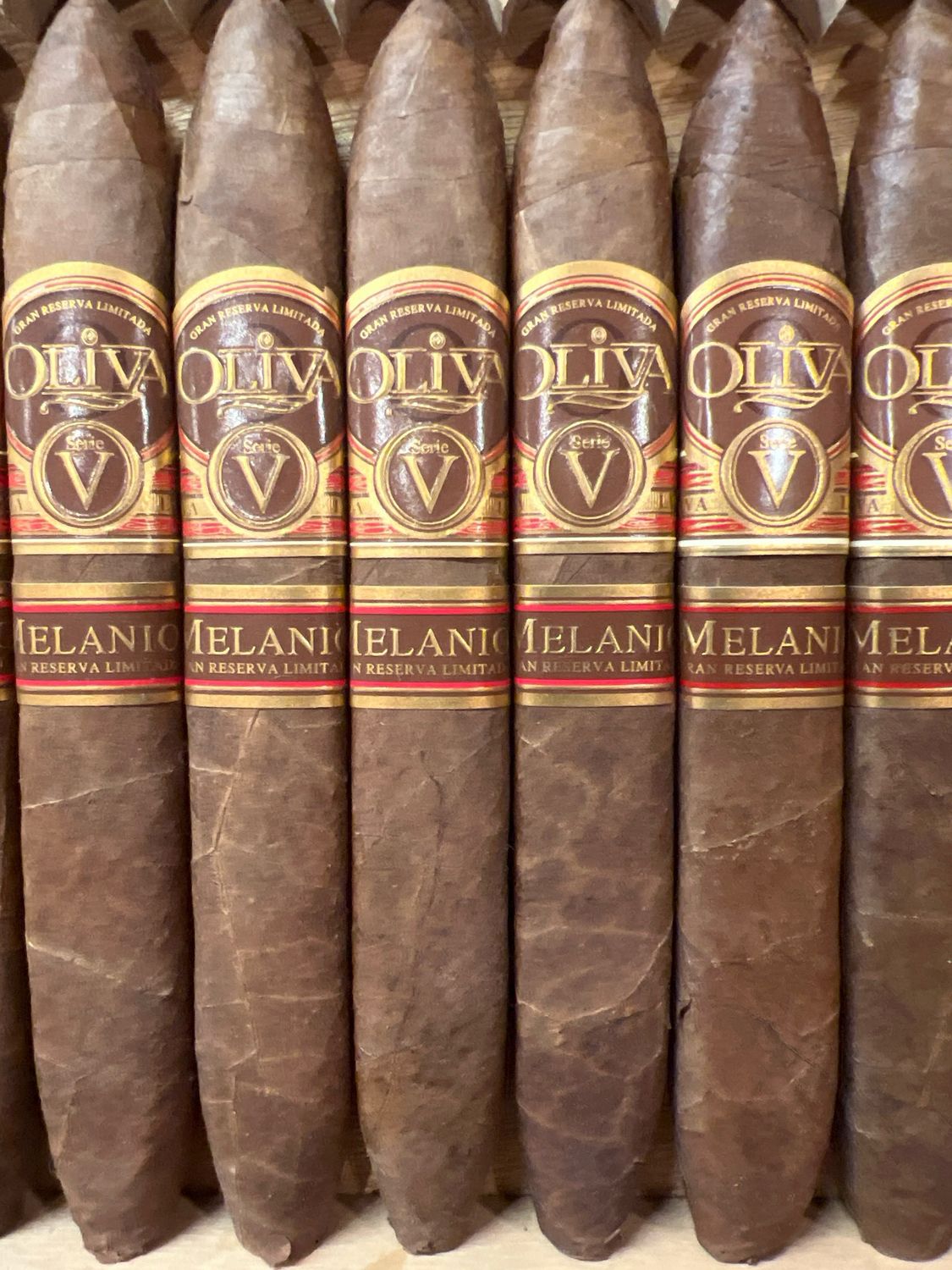 Oliva Serie V Melanio Figurado Maduro