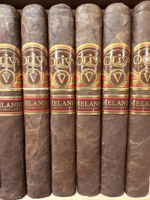 Oliva Serie V Melanio  Toro