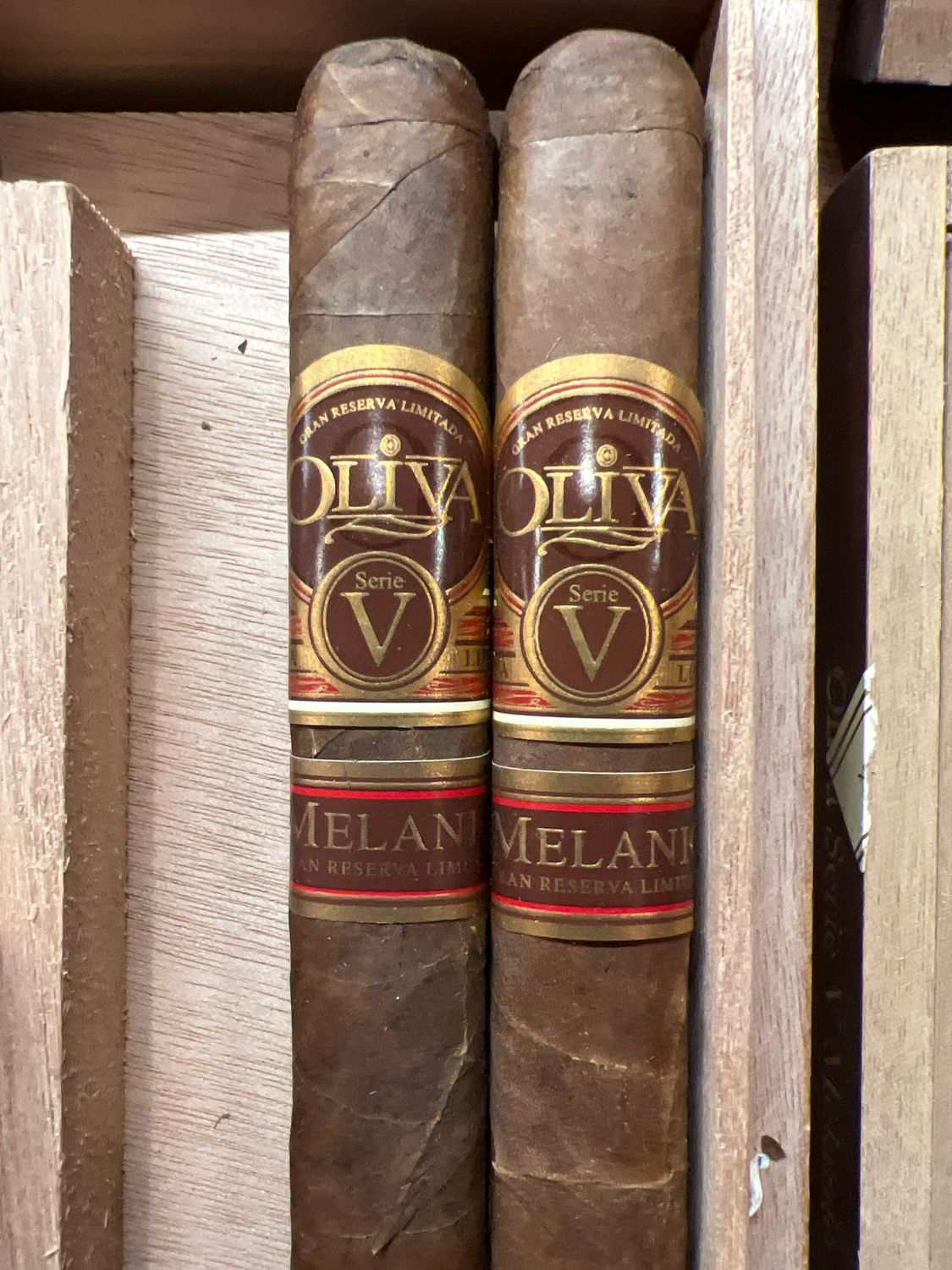 Oliva Serie V Melanio Churchill