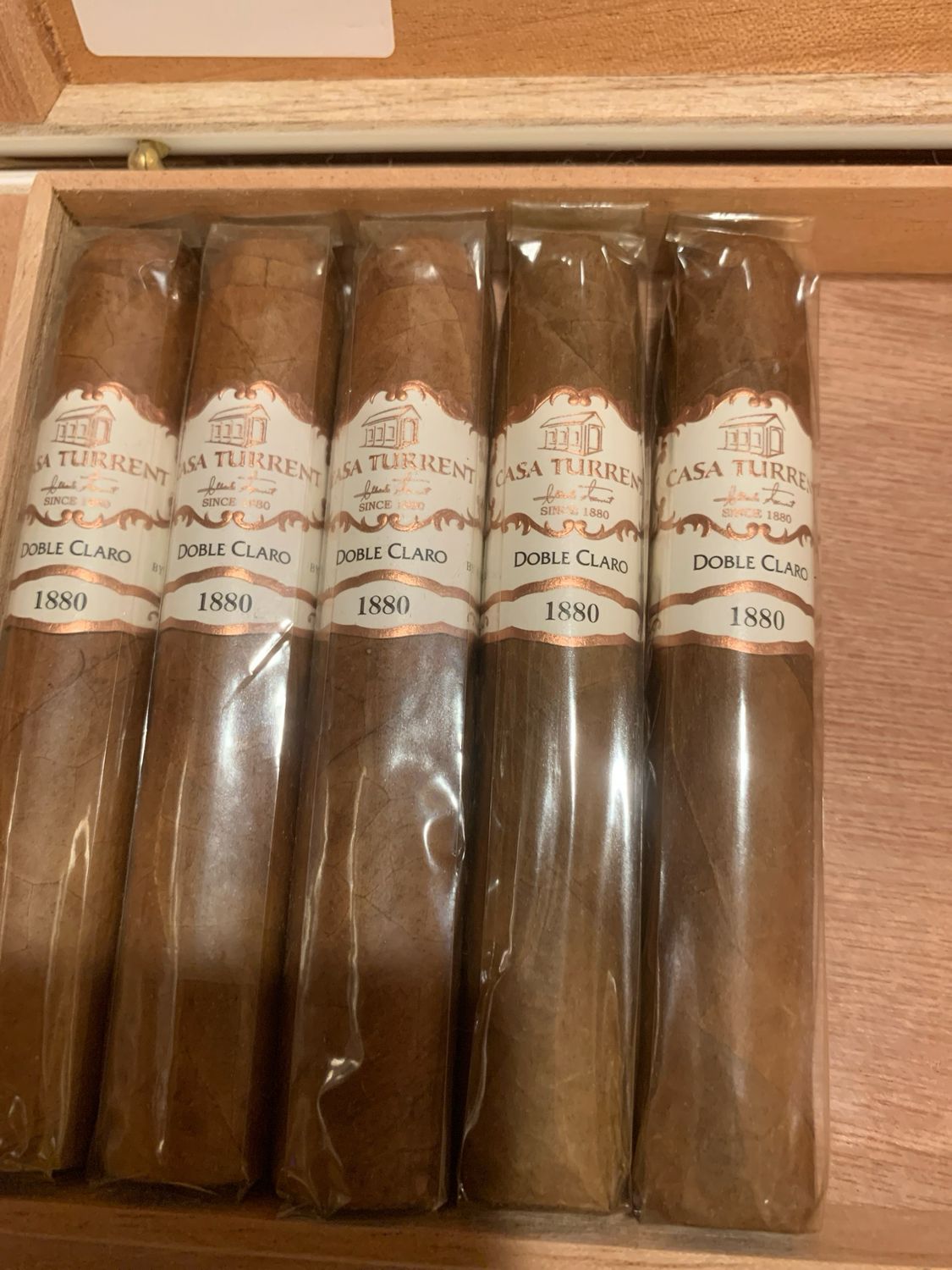 Casa Turrent Doble Claro Robusto 5 1/4x55/DC