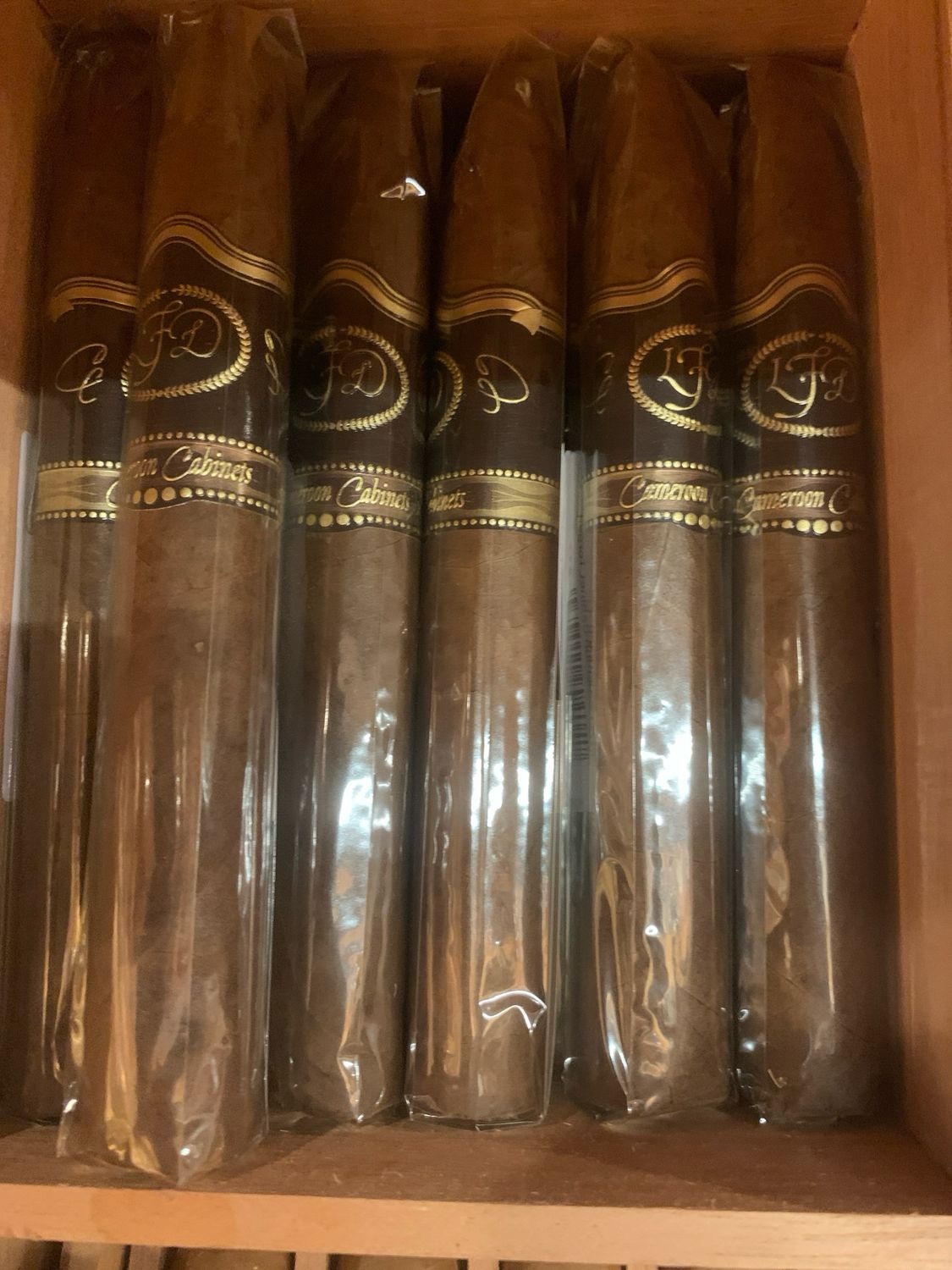 LFD Cameroon Cabinet Torpedo